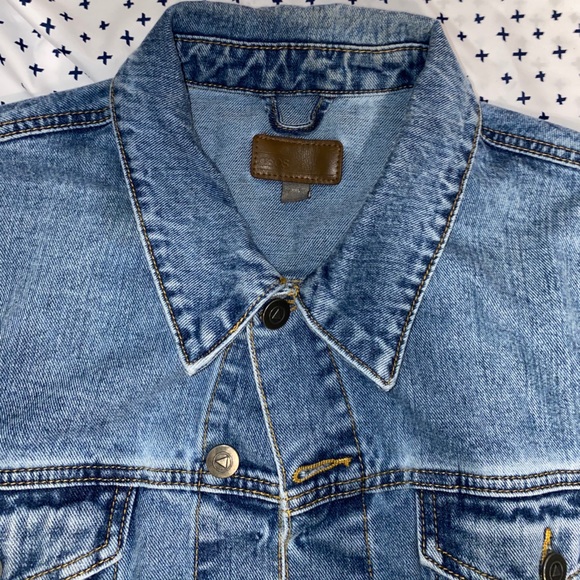 ASOS - Picture 1 of 8